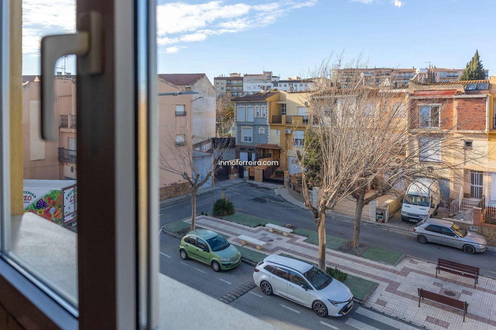 Adosado de 4 habitaciones en Guadix en venta con garaje - 240.000 € (Ref: 9582991)