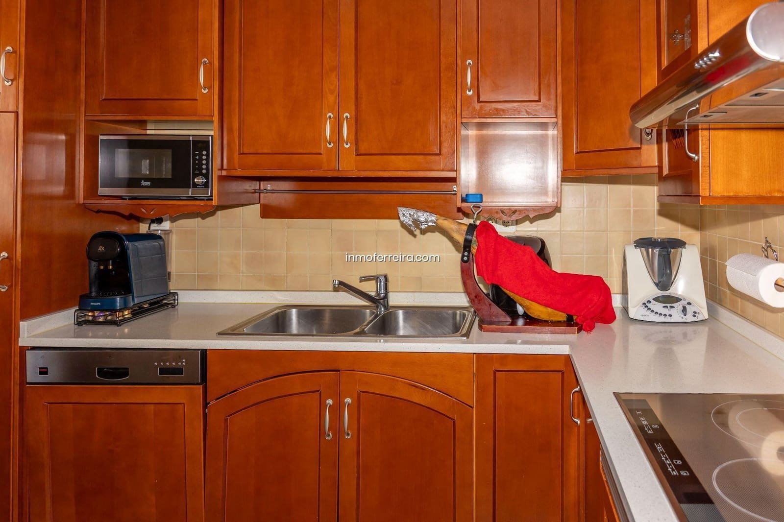 Adosado de 4 habitaciones en Guadix en venta con garaje - 240.000 € (Ref: 9582991)