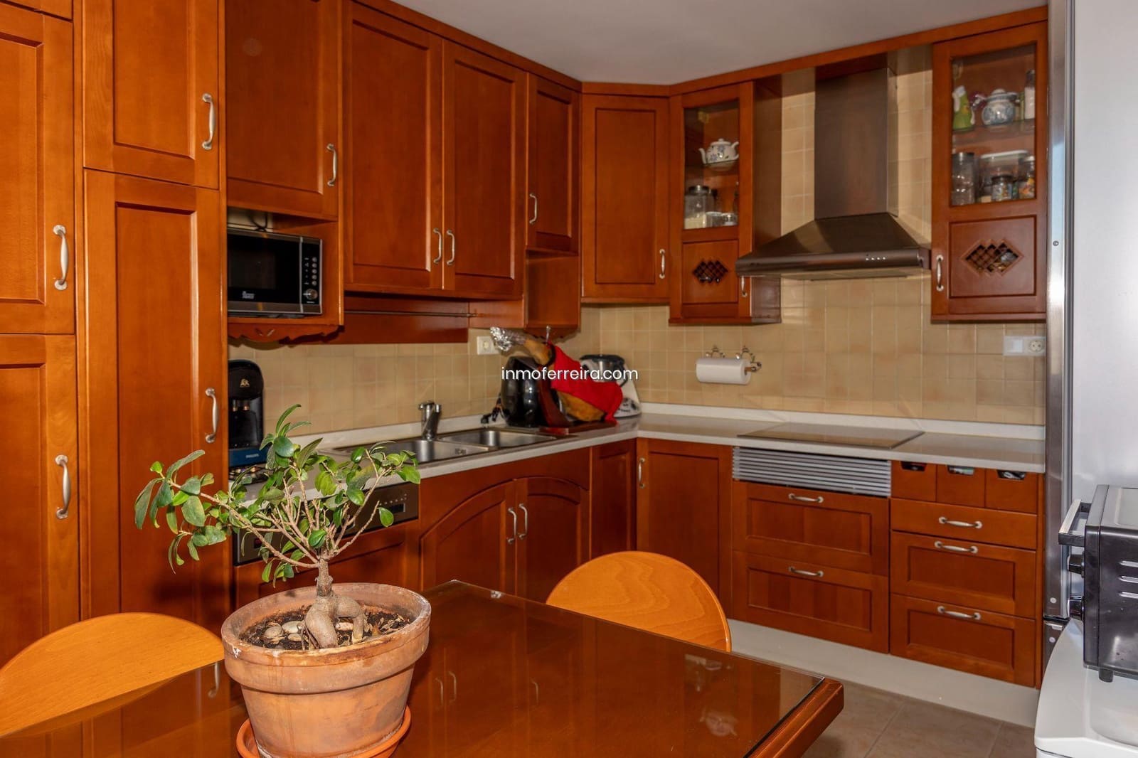 Adosado de 4 habitaciones en Guadix en venta con garaje - 240.000 € (Ref: 9582991)