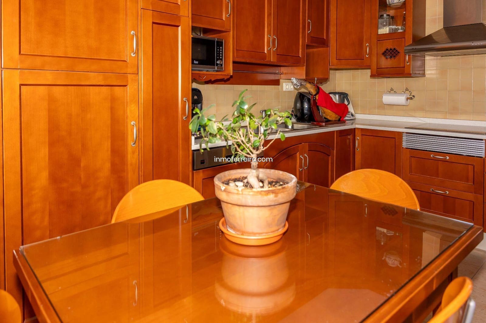 Adosado de 4 habitaciones en Guadix en venta con garaje - 240.000 € (Ref: 9582991)