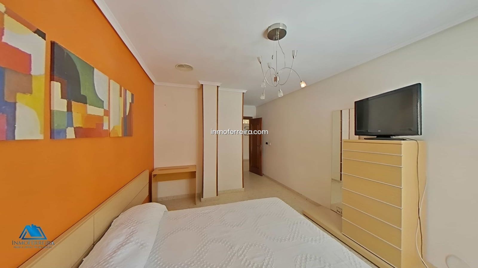 5 bedroom Flat for sale in Guadix - € 180,000 (Ref: 9582992)