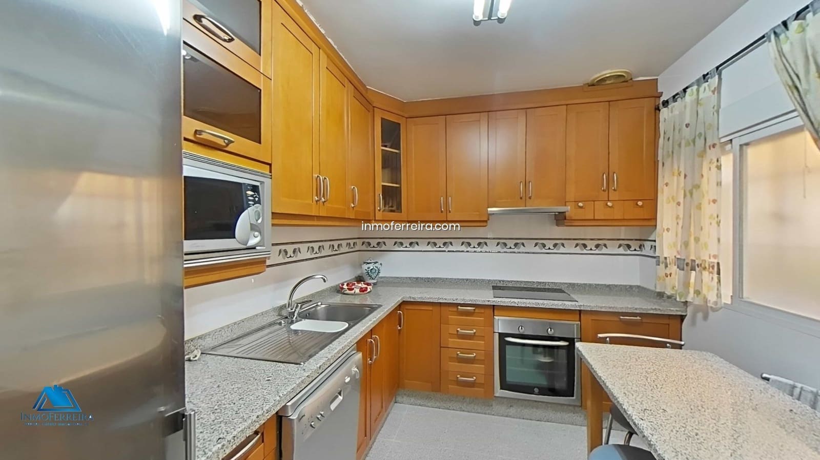 5 bedroom Flat for sale in Guadix - € 180,000 (Ref: 9582992)