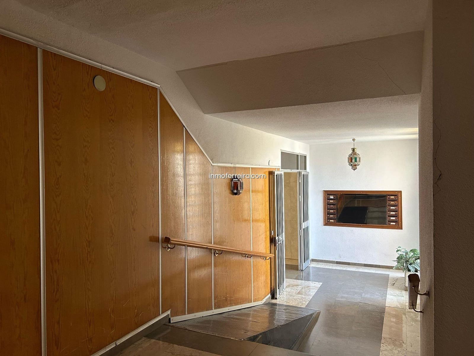 5 bedroom Flat for sale in Guadix - € 180,000 (Ref: 9582992)