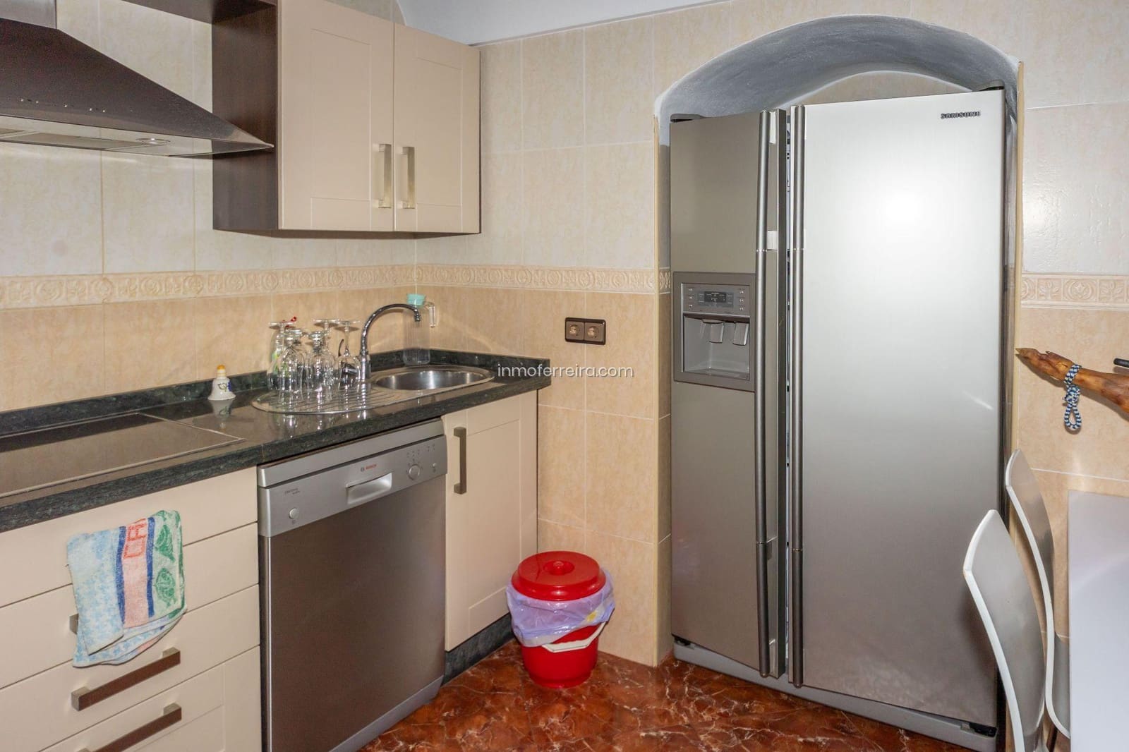 3 quarto Casa em Banda para venda em Guadix com garagem - 190 000 € (Ref: 9582993)