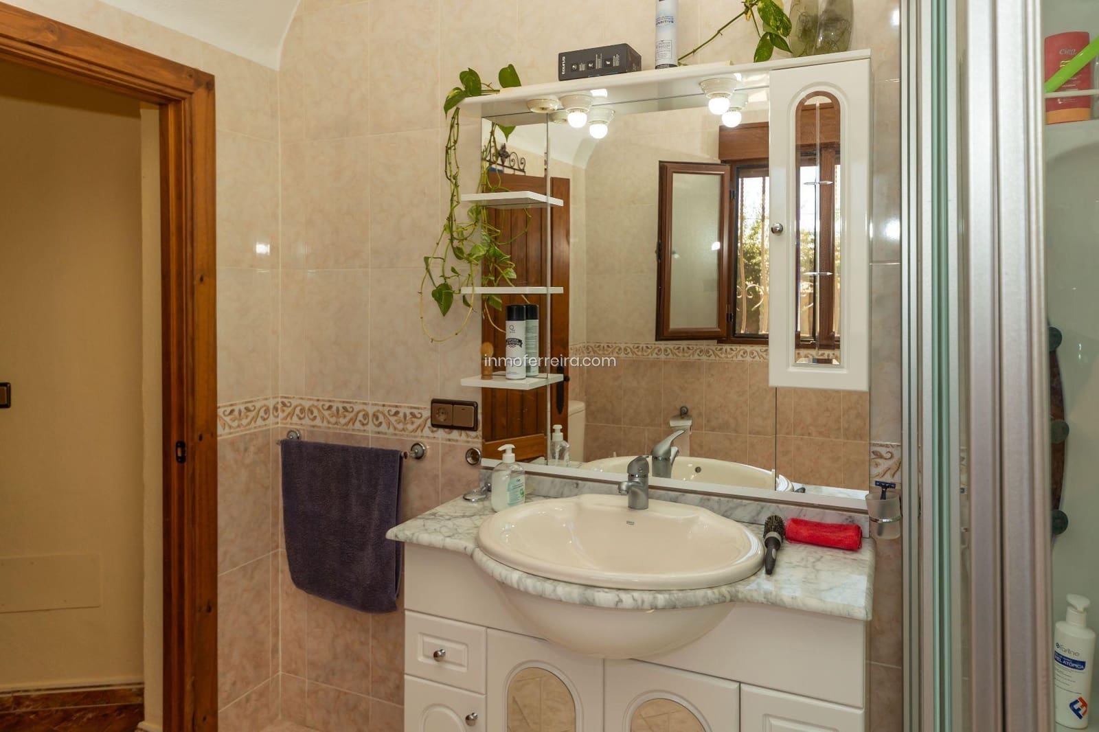 3 quarto Casa em Banda para venda em Guadix com garagem - 190 000 € (Ref: 9582993)