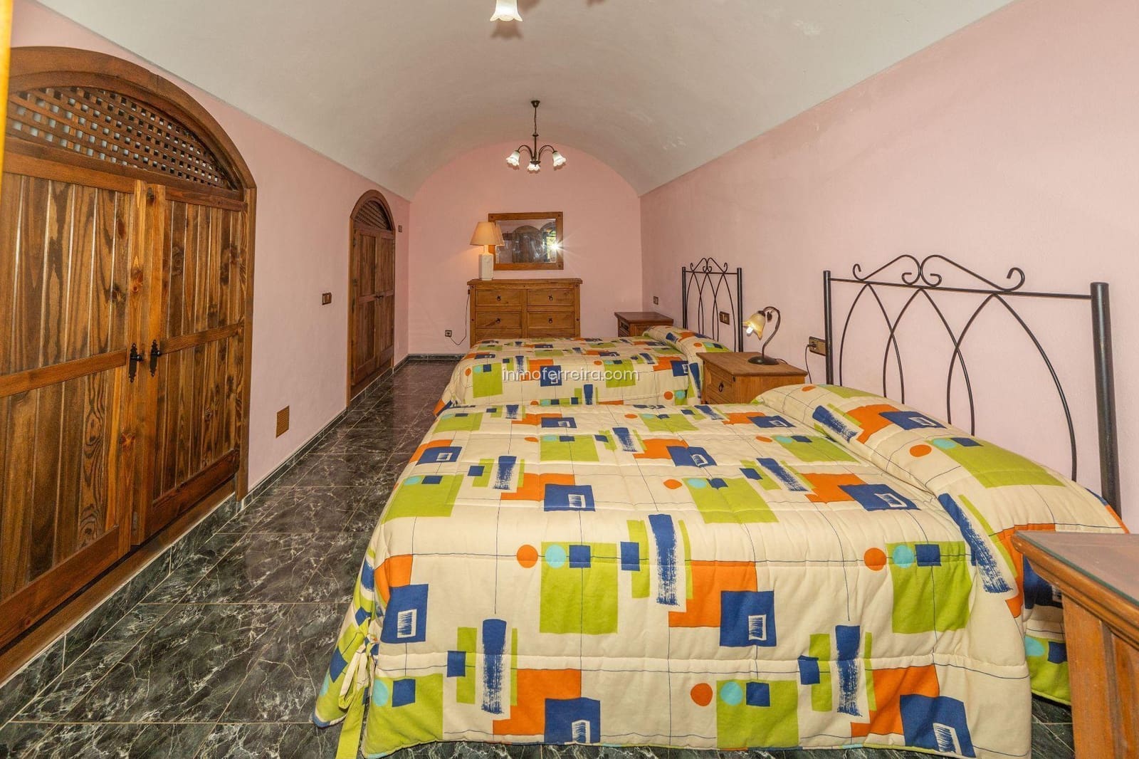 3 quarto Casa em Banda para venda em Guadix com garagem - 190 000 € (Ref: 9582993)