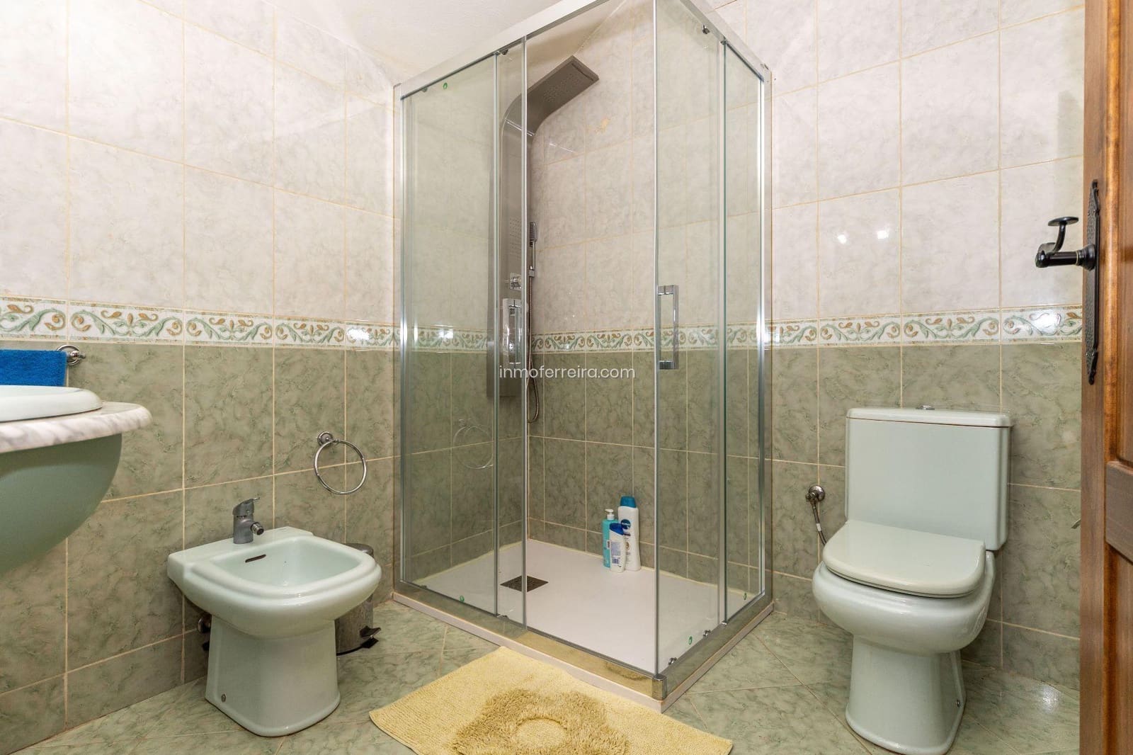 3 quarto Casa em Banda para venda em Guadix com garagem - 190 000 € (Ref: 9582993)