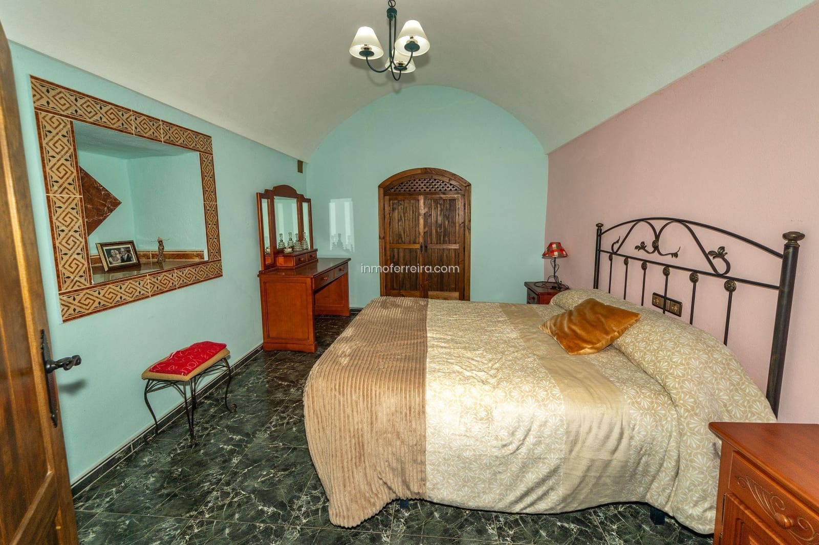 3 quarto Casa em Banda para venda em Guadix com garagem - 190 000 € (Ref: 9582993)