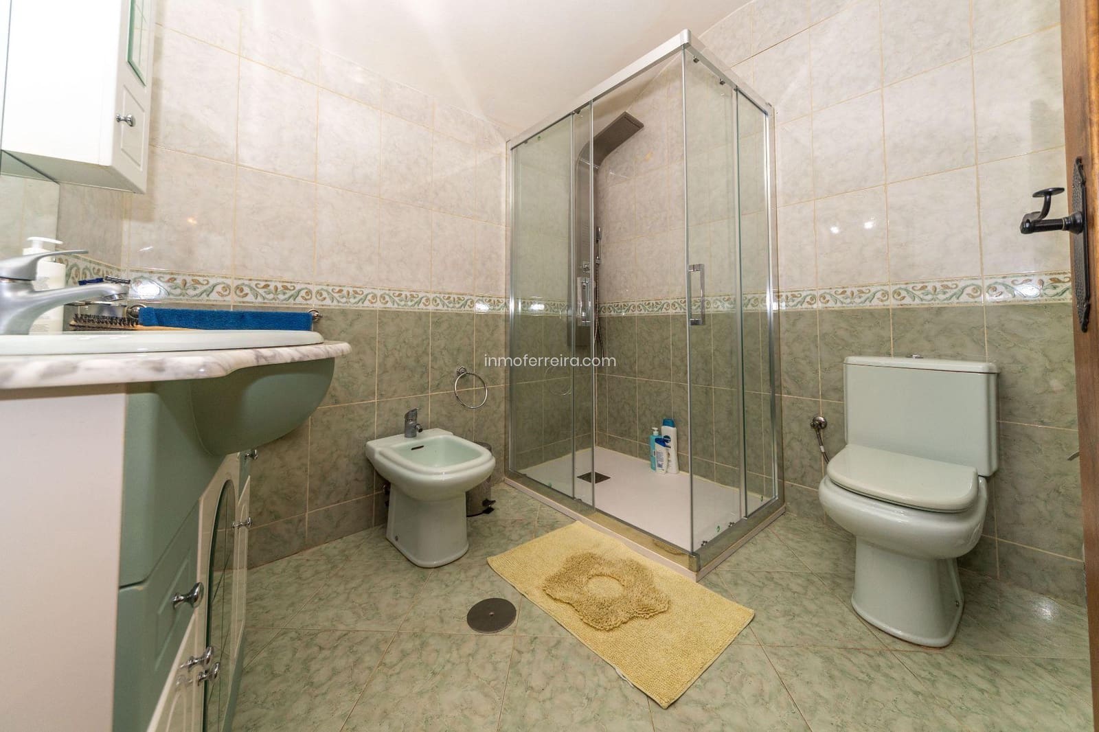 3 quarto Casa em Banda para venda em Guadix com garagem - 190 000 € (Ref: 9582993)