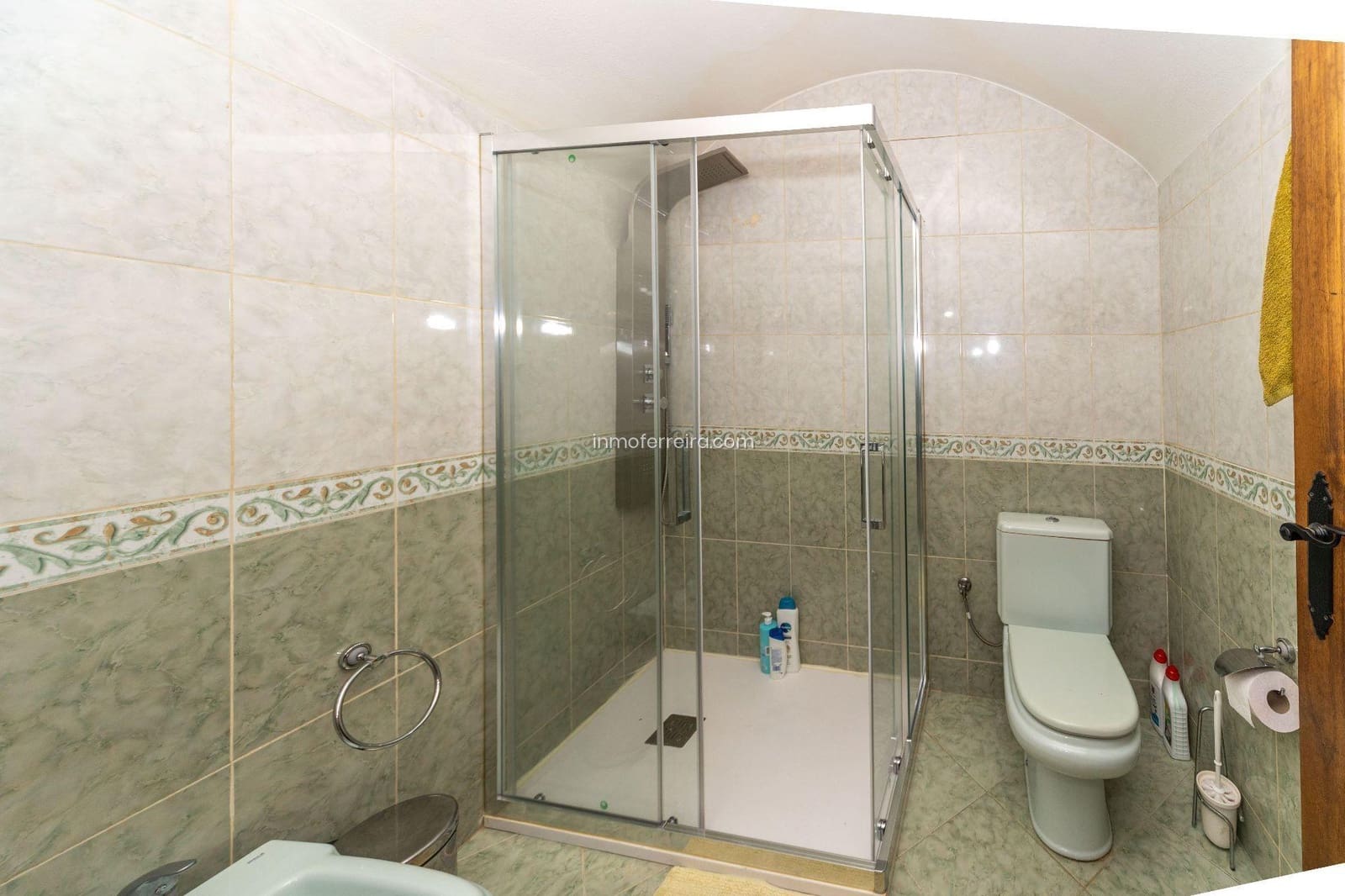 3 quarto Casa em Banda para venda em Guadix com garagem - 190 000 € (Ref: 9582993)