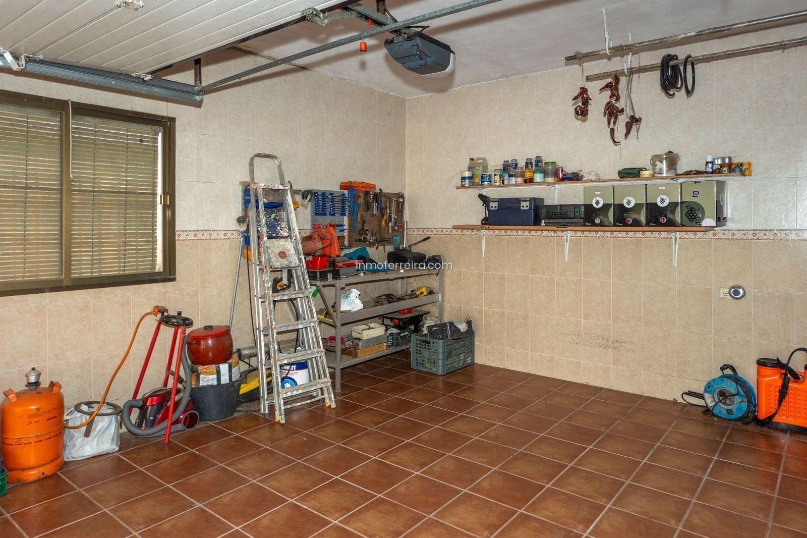 3 quarto Casa em Banda para venda em Guadix com garagem - 190 000 € (Ref: 9582993)