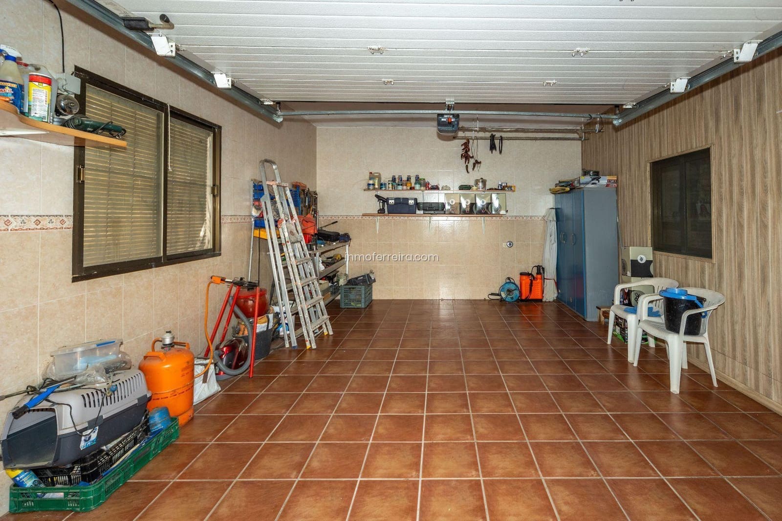 3 quarto Casa em Banda para venda em Guadix com garagem - 190 000 € (Ref: 9582993)