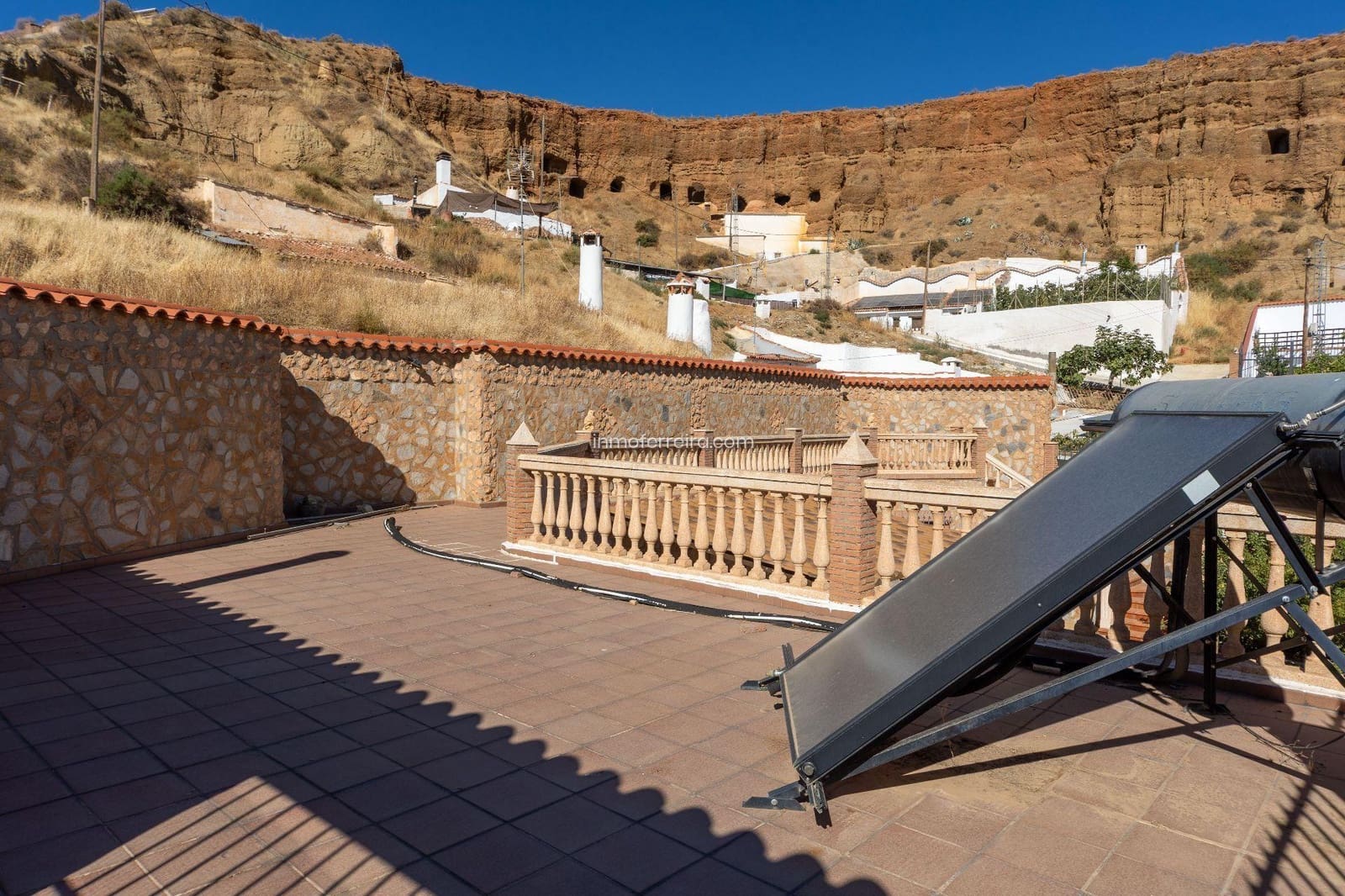 3 quarto Casa em Banda para venda em Guadix com garagem - 190 000 € (Ref: 9582993)