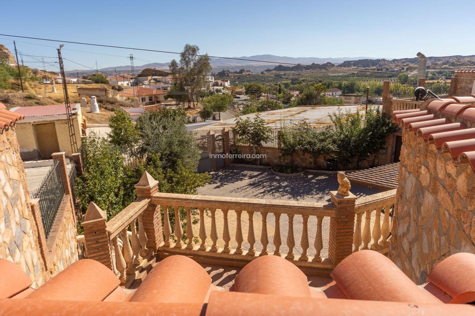 3 quarto Casa em Banda para venda em Guadix com garagem - 190 000 € (Ref: 9582993)