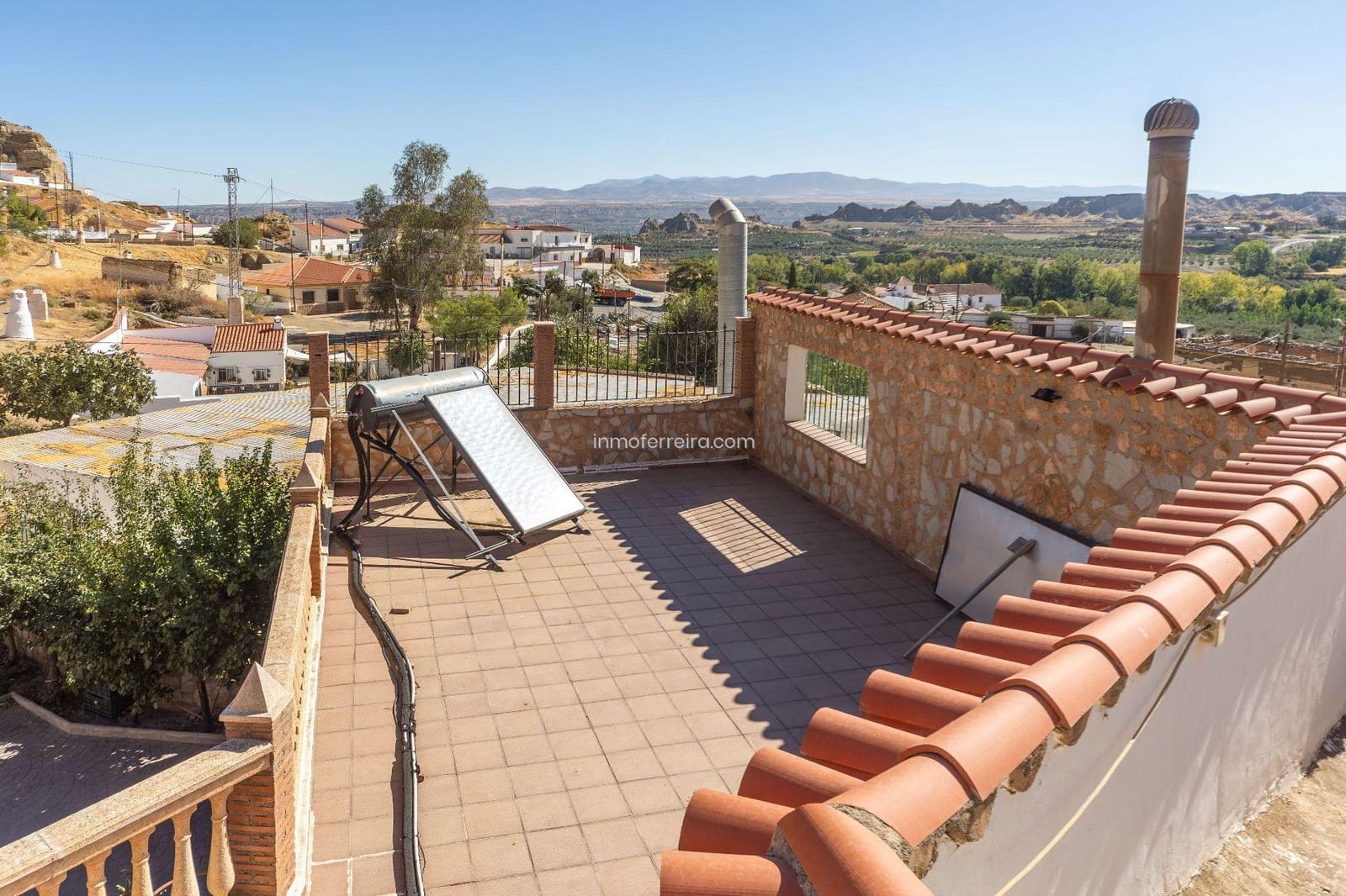 3 quarto Casa em Banda para venda em Guadix com garagem - 190 000 € (Ref: 9582993)