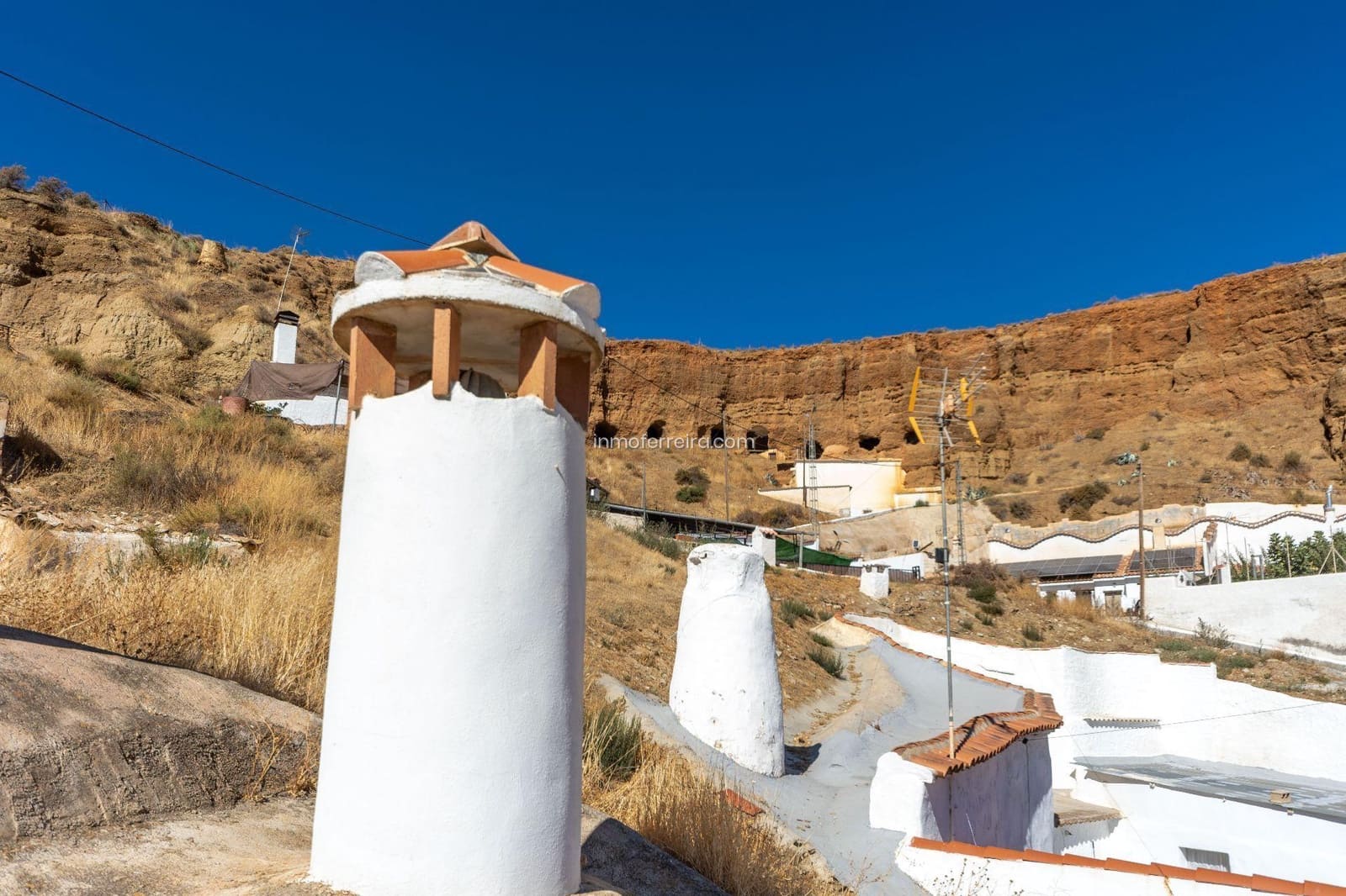 3 quarto Casa em Banda para venda em Guadix com garagem - 190 000 € (Ref: 9582993)