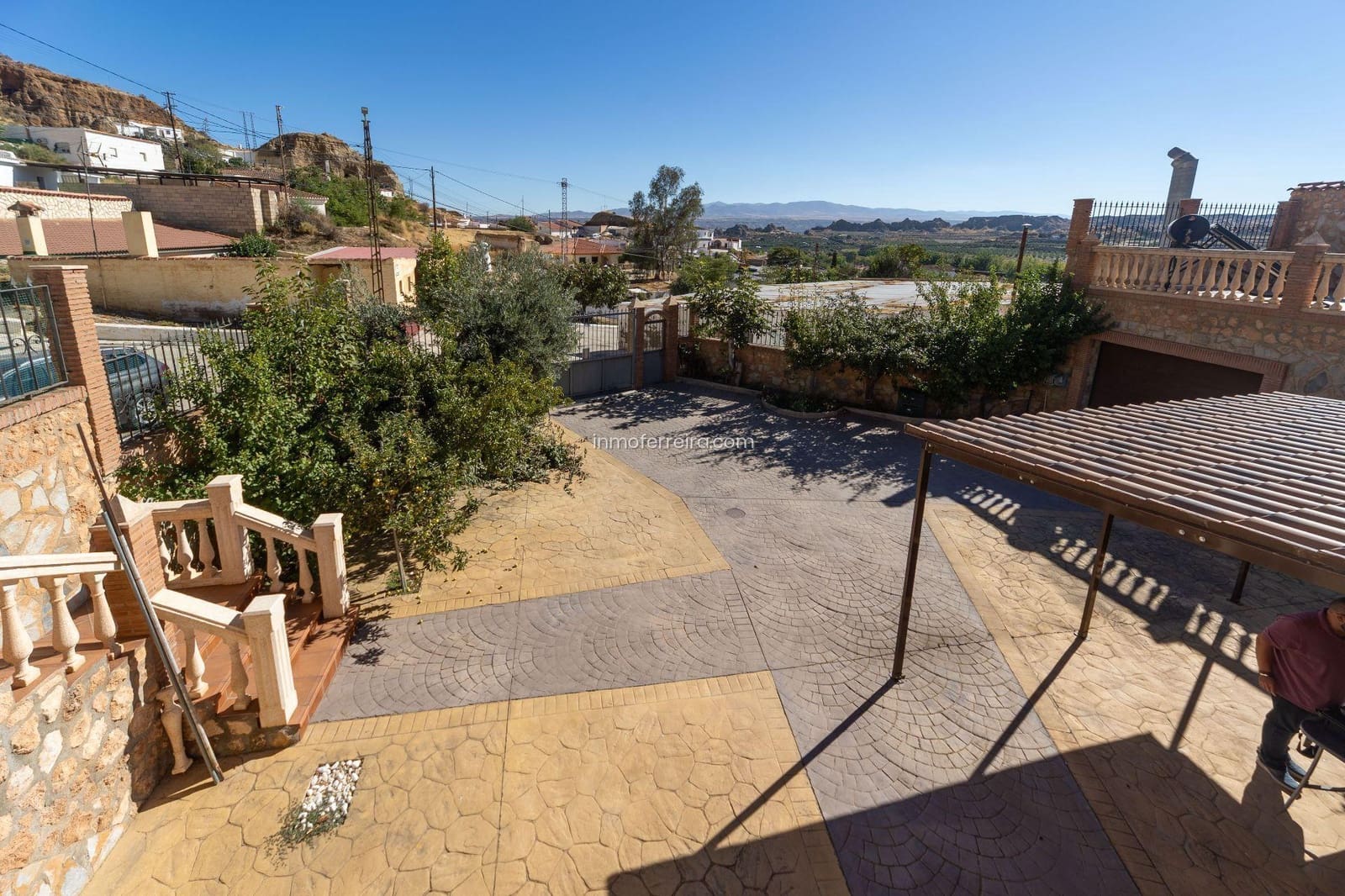 3 quarto Casa em Banda para venda em Guadix com garagem - 190 000 € (Ref: 9582993)