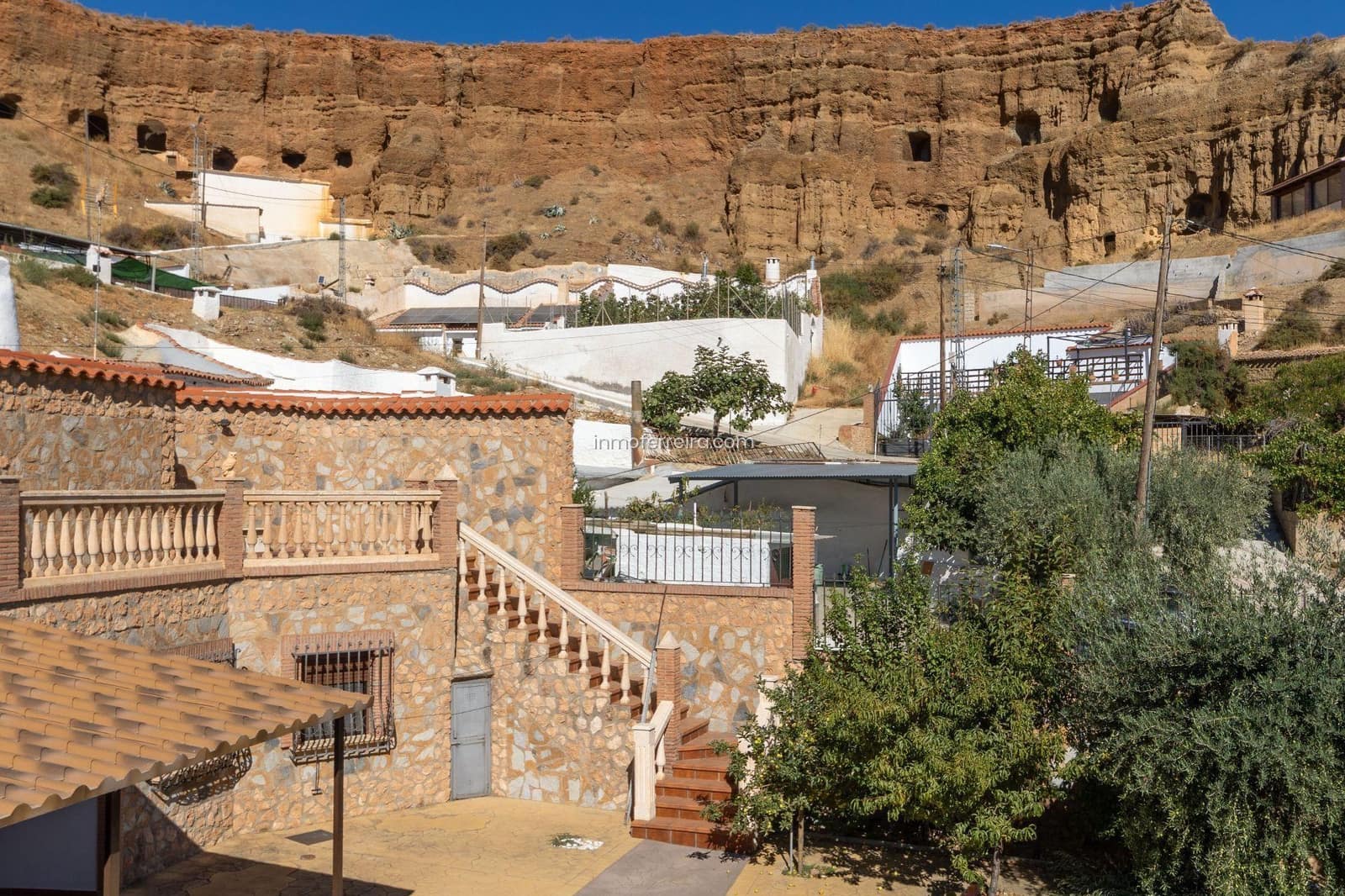 3 quarto Casa em Banda para venda em Guadix com garagem - 190 000 € (Ref: 9582993)