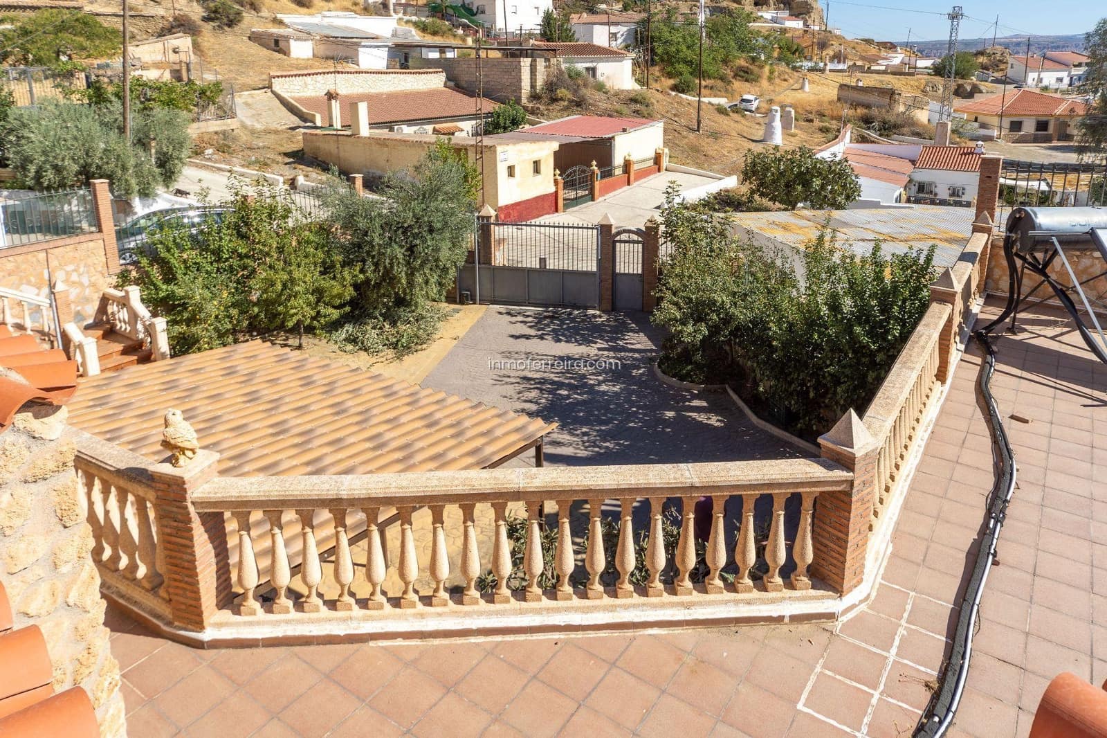 3 quarto Casa em Banda para venda em Guadix com garagem - 190 000 € (Ref: 9582993)