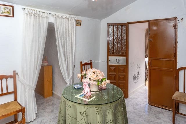 3 quarto Casa em Banda para venda em Guadix - 105 000 € (Ref: 9582994)