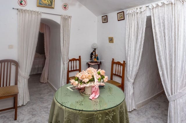 3 quarto Casa em Banda para venda em Guadix - 105 000 € (Ref: 9582994)