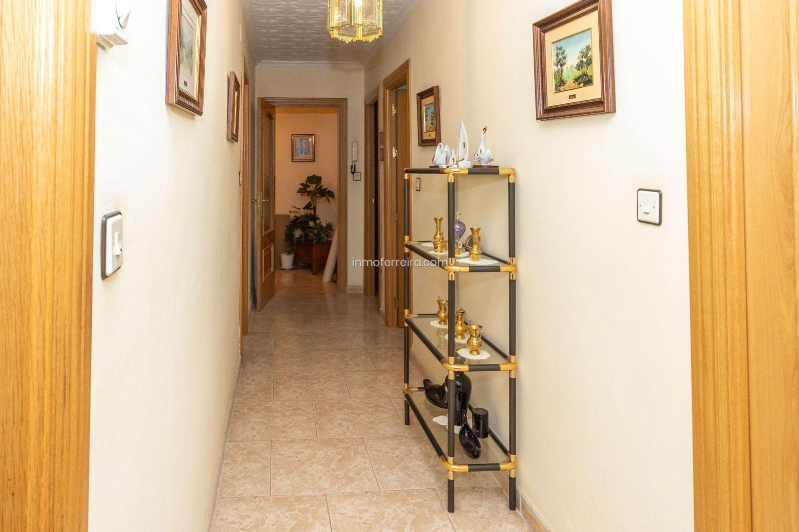 3 bedroom Flat for sale in Guadix with garage - € 180,000 (Ref: 9582995)