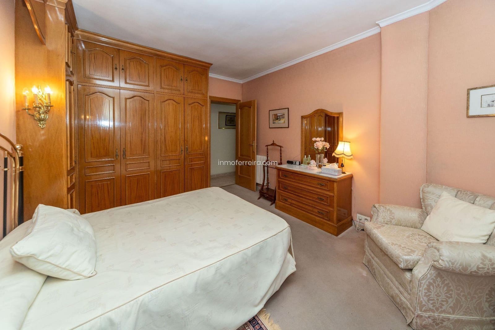 3 bedroom Flat for sale in Guadix with garage - € 180,000 (Ref: 9582995)