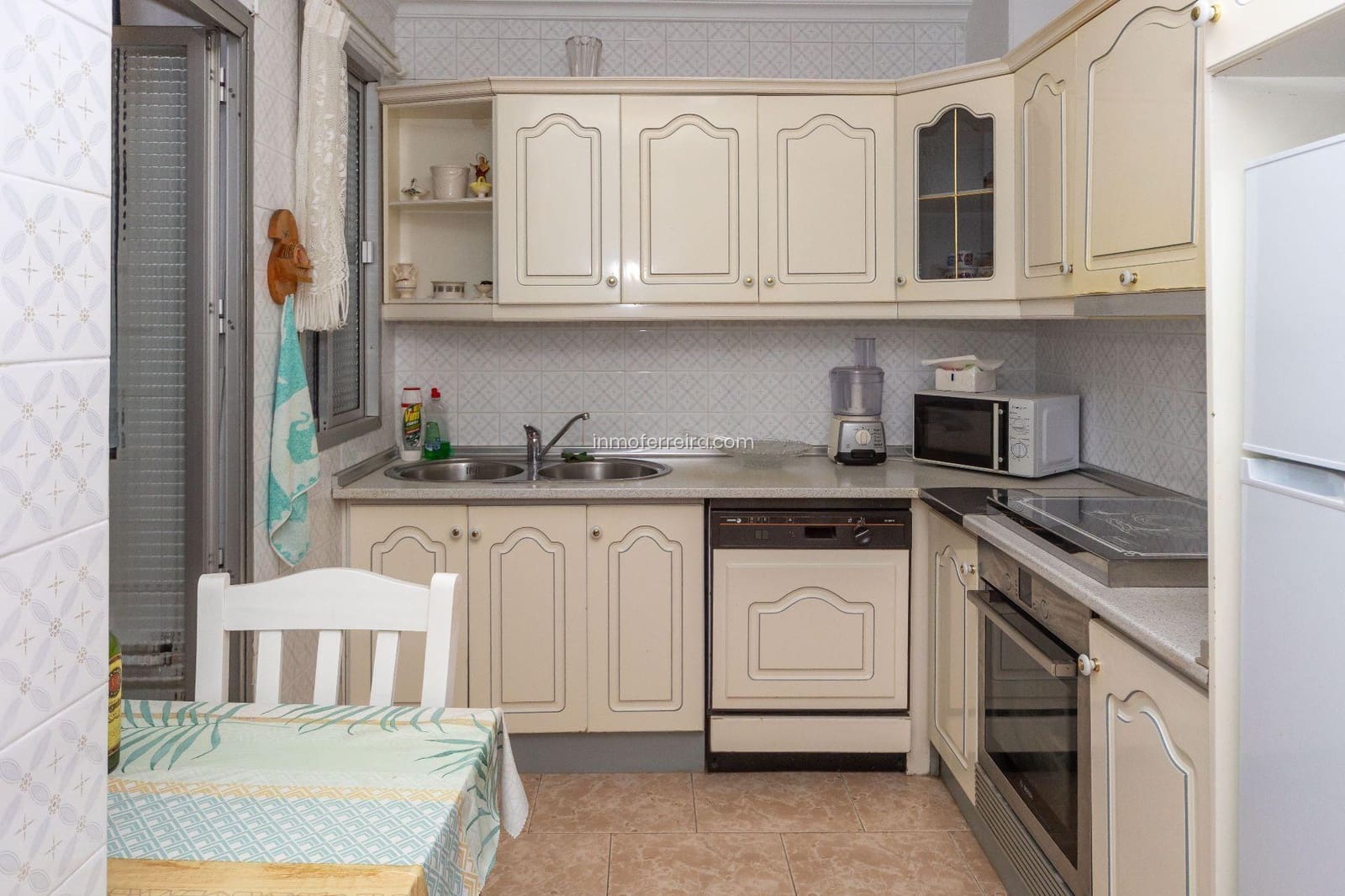 3 chambre Appartement à vendre à Guadix - 138 000 € (Ref: 9582995)