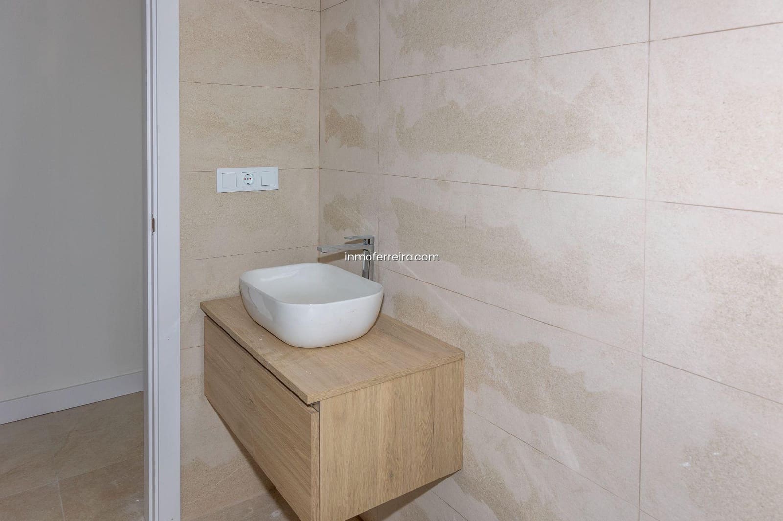 2 bedroom Penthouse for sale in Guadix - € 179,000 (Ref: 9582996)