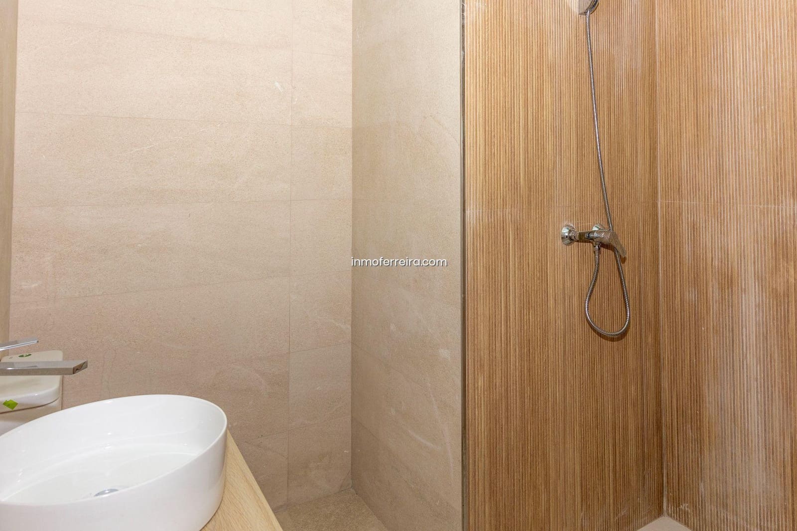 2 bedroom Penthouse for sale in Guadix - € 179,000 (Ref: 9582996)