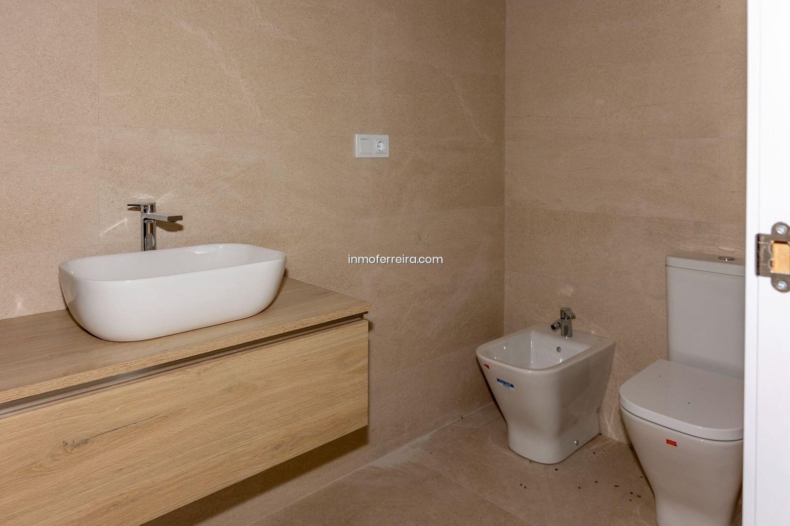 2 bedroom Penthouse for sale in Guadix - € 179,000 (Ref: 9582996)
