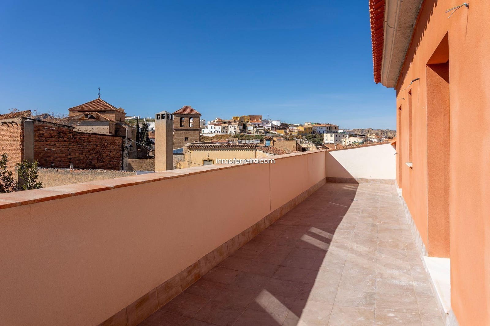 2 bedroom Penthouse for sale in Guadix - € 179,000 (Ref: 9582996)