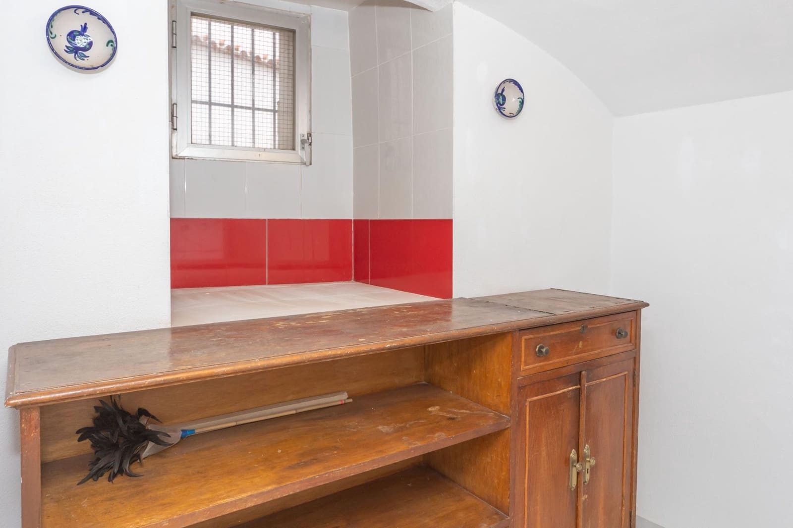 Omakotitalo myytävänä paikassa Guadix - 99 000 € (Ref: 9586560)