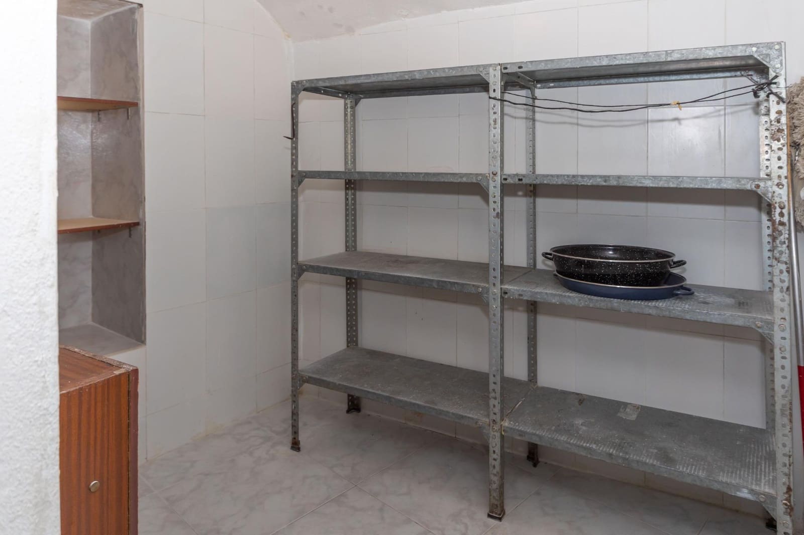 Omakotitalo myytävänä paikassa Guadix - 99 000 € (Ref: 9586560)