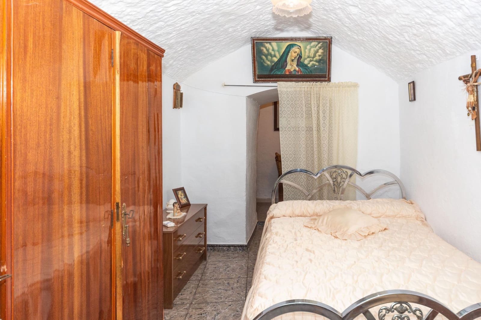 Omakotitalo myytävänä paikassa Guadix - 99 000 € (Ref: 9586560)