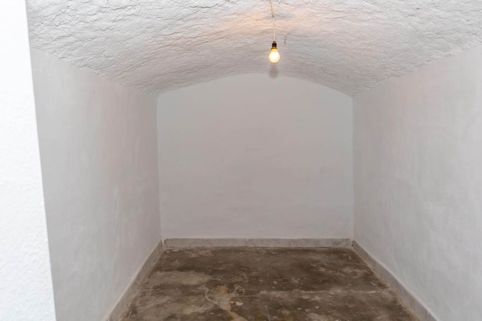 Omakotitalo myytävänä paikassa Guadix - 99 000 € (Ref: 9586560)