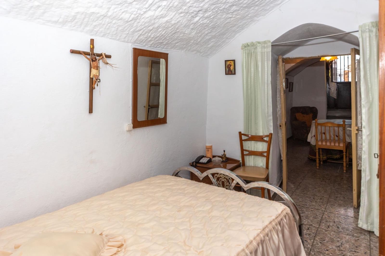 Omakotitalo myytävänä paikassa Guadix - 99 000 € (Ref: 9586560)