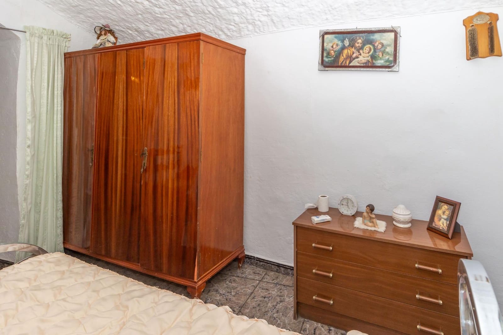 Omakotitalo myytävänä paikassa Guadix - 99 000 € (Ref: 9586560)