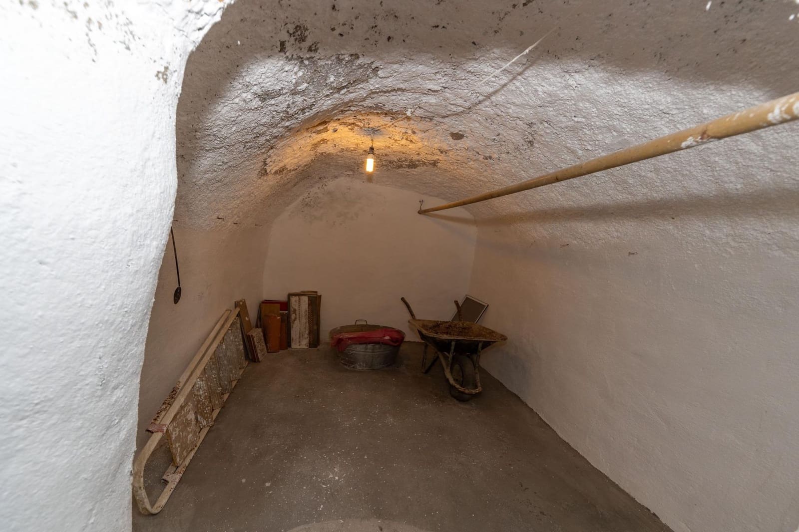 Omakotitalo myytävänä paikassa Guadix - 99 000 € (Ref: 9586560)