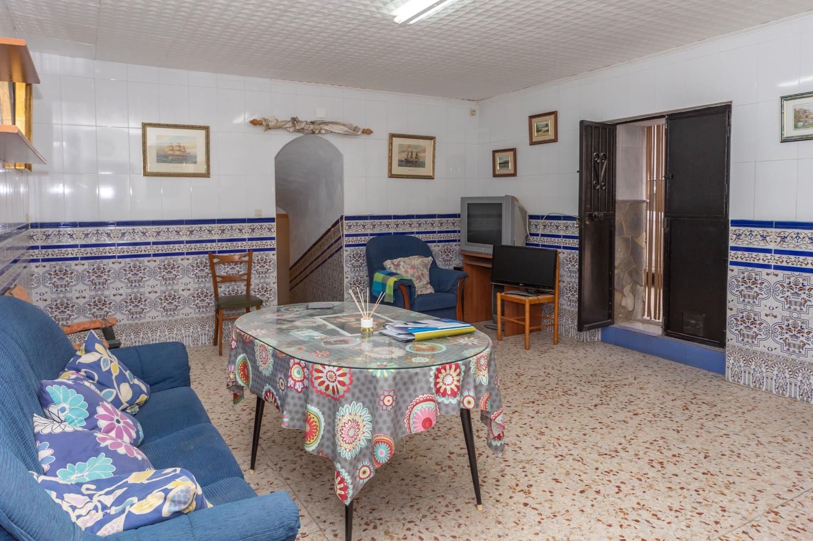 Omakotitalo myytävänä paikassa Guadix - 99 000 € (Ref: 9586560)