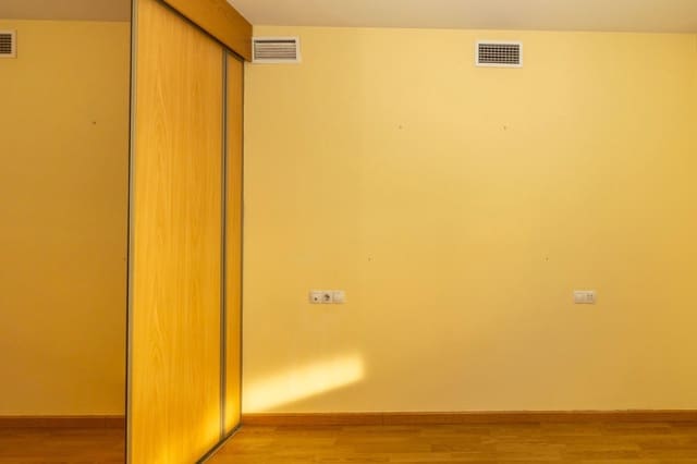 2 sypialnia Mieszkanie na sprzedaż w Guadix - 132 000 € (Ref: 9591358)