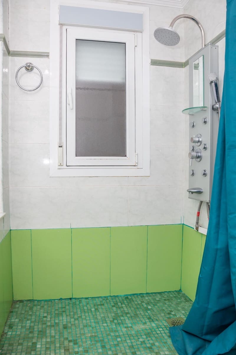 4 sypialnia Mieszkanie na sprzedaż w Guadix - 130 000 € (Ref: 9591360)