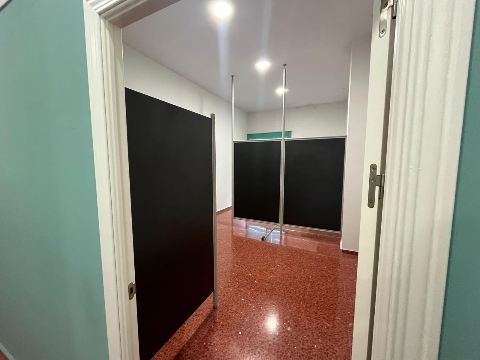 4 Zimmer Gewerbe zu vermieten in Guadix - 500 € (Ref: 9591361)