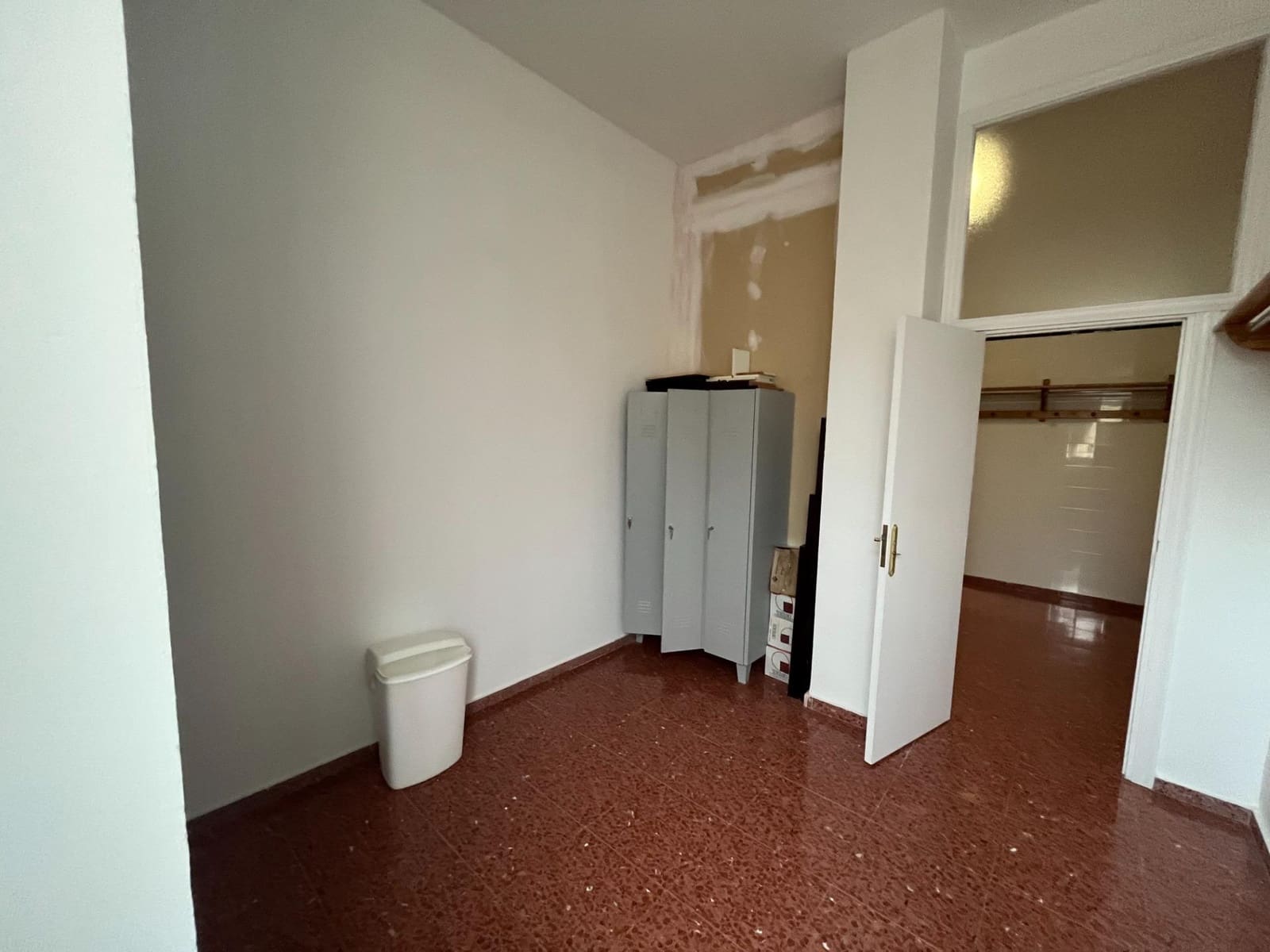 4 Zimmer Gewerbe zu vermieten in Guadix - 500 € (Ref: 9591361)