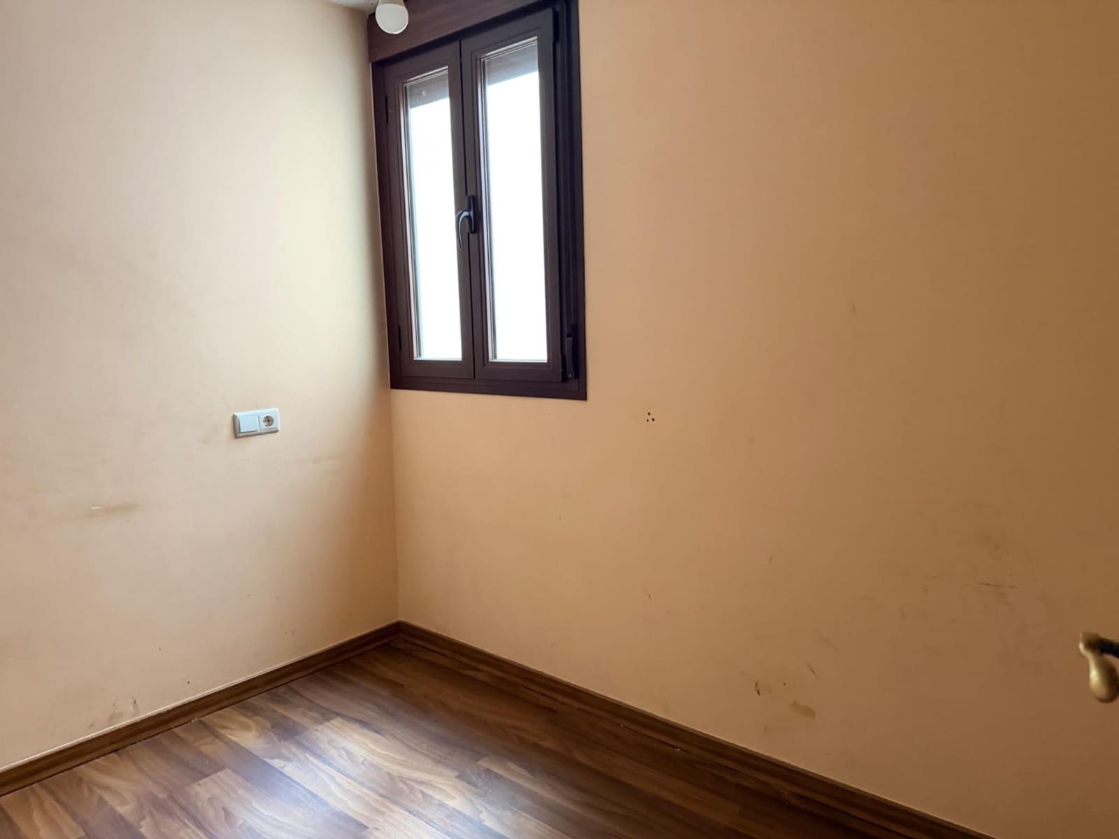3 bedroom Flat for sale in Guadix with garage - € 110,000 (Ref: 9630030)