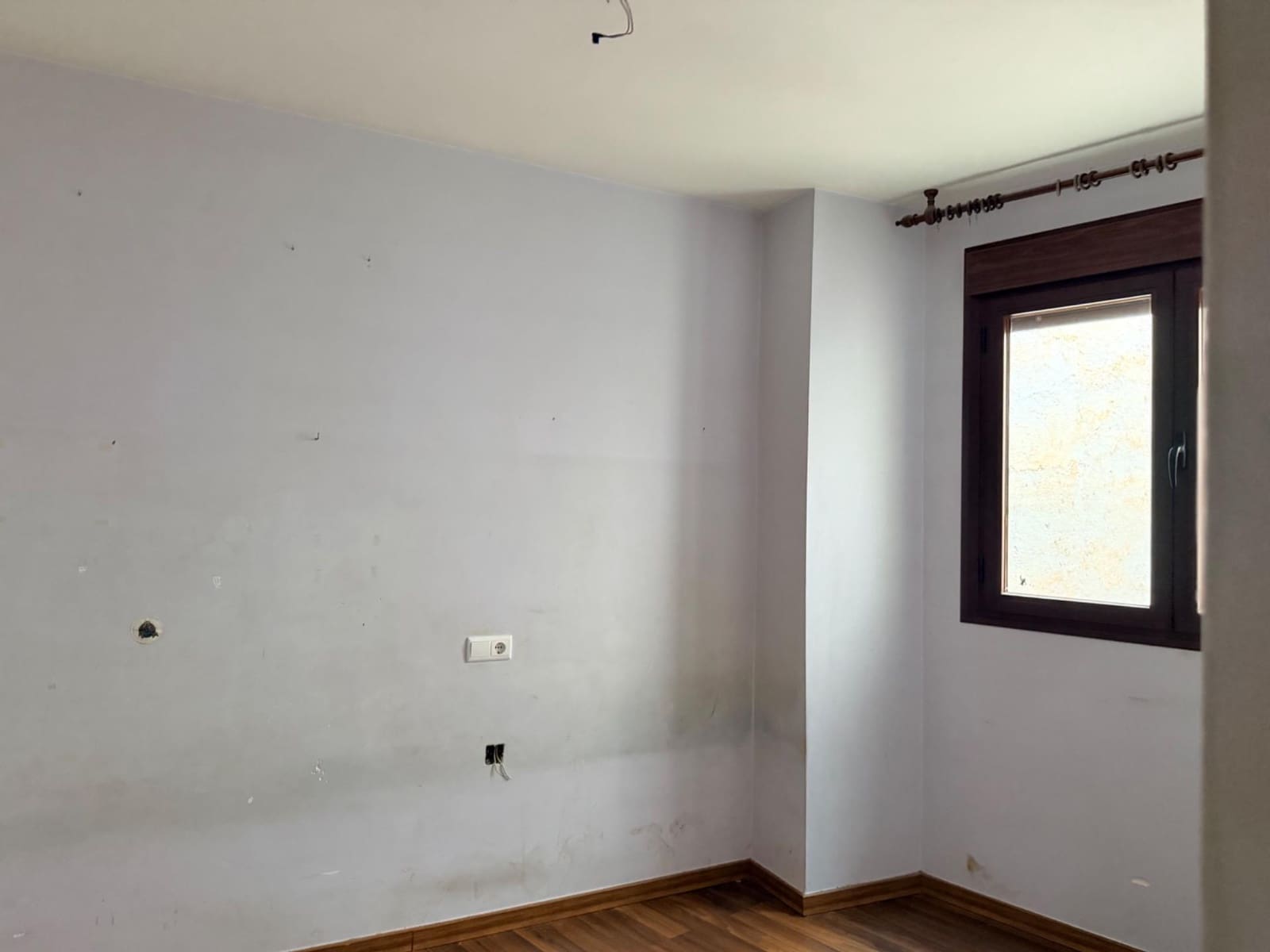 3 bedroom Flat for sale in Guadix with garage - € 110,000 (Ref: 9630030)