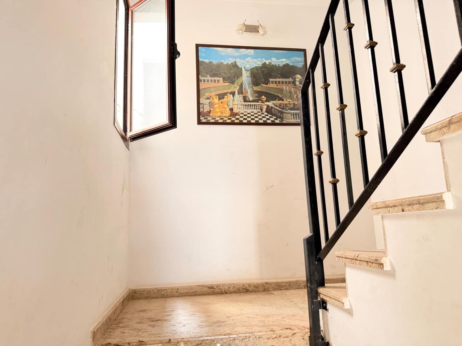 3 bedroom Flat for sale in Guadix with garage - € 110,000 (Ref: 9630030)