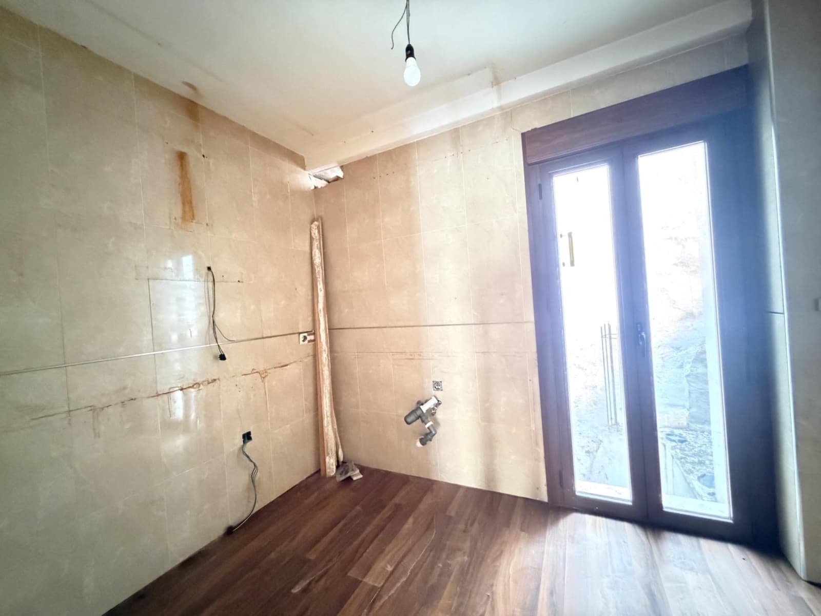 3 bedroom Flat for sale in Guadix with garage - € 110,000 (Ref: 9630030)