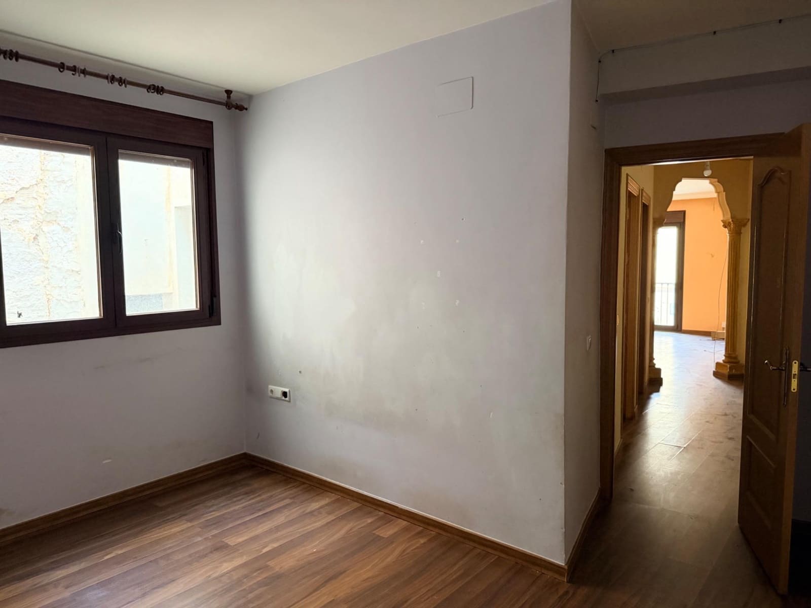 3 bedroom Flat for sale in Guadix with garage - € 110,000 (Ref: 9630030)