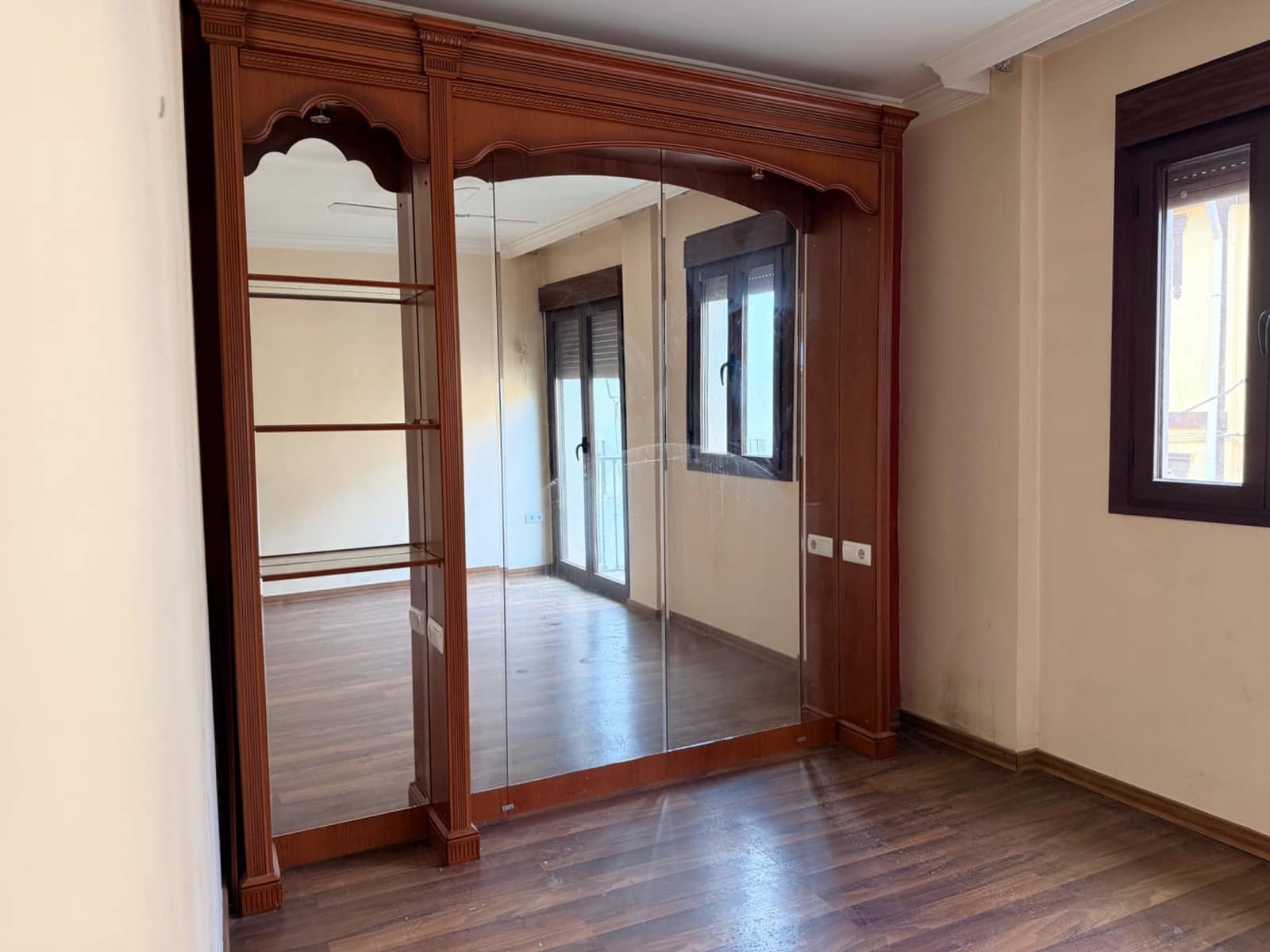 3 bedroom Flat for sale in Guadix with garage - € 110,000 (Ref: 9630030)